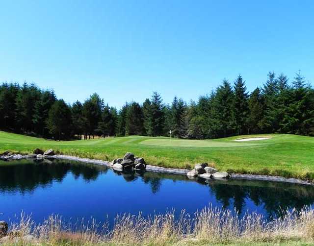 Trophy Lake Golf & Casting Club in Port Orchard, Washington, USA Golf